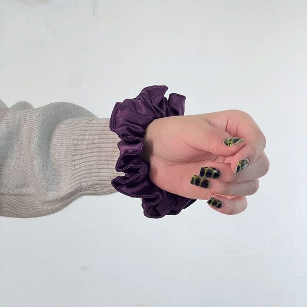 کش موی زنانه مدل اسکرانچی ساتن 1024