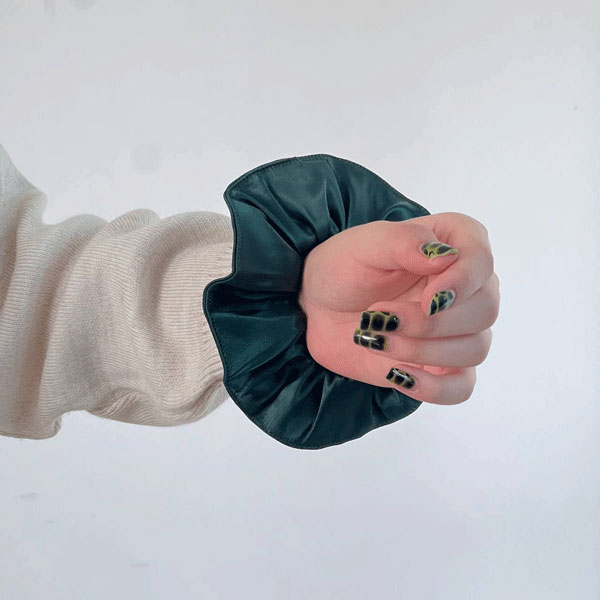 کش موی زنانه مدل اسکرانچی ساتن 1024